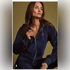 Ayda luxury deadstock Ambia blue velvet zip up hoodie, med